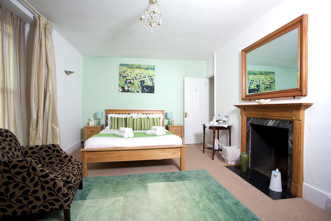 Ashburton Court 79 Bed and Breakfast Esterno foto