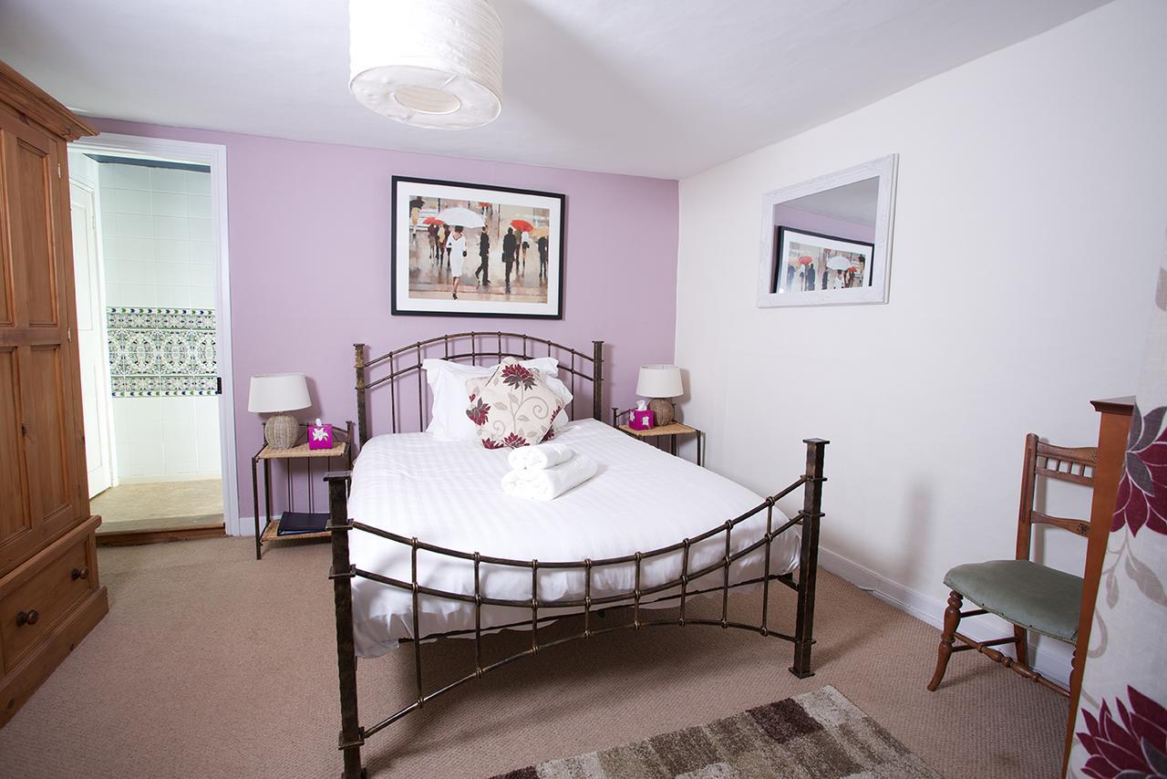 Ashburton Court 79 Bed and Breakfast Esterno foto