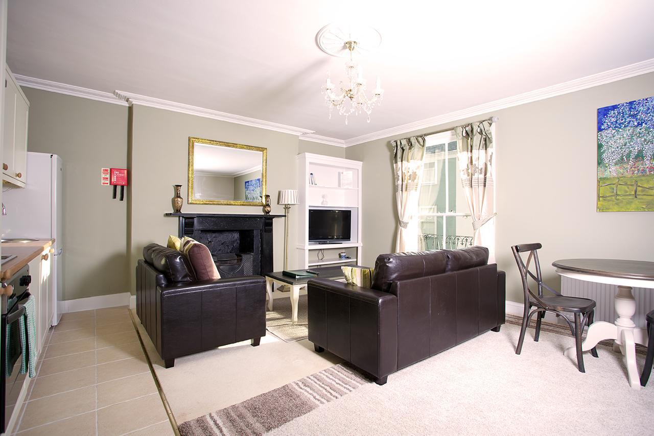 Ashburton Court 79 Bed and Breakfast Esterno foto